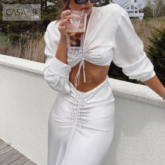 Casa B Dresses & Skirts - 5🌟CASA B| Samara Ruched Disconnect Dress